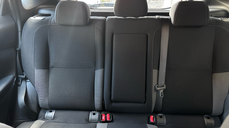 Nissan Qashqai 1.3 DiG-T Acenta Premium 5dr Petrol Hatchback